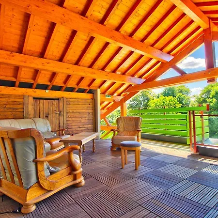 Logis Hotel Restaurant Le Chalet Du Mont Roland-3